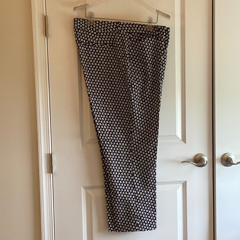 Boutique NWT Women’s Pants, 18 W